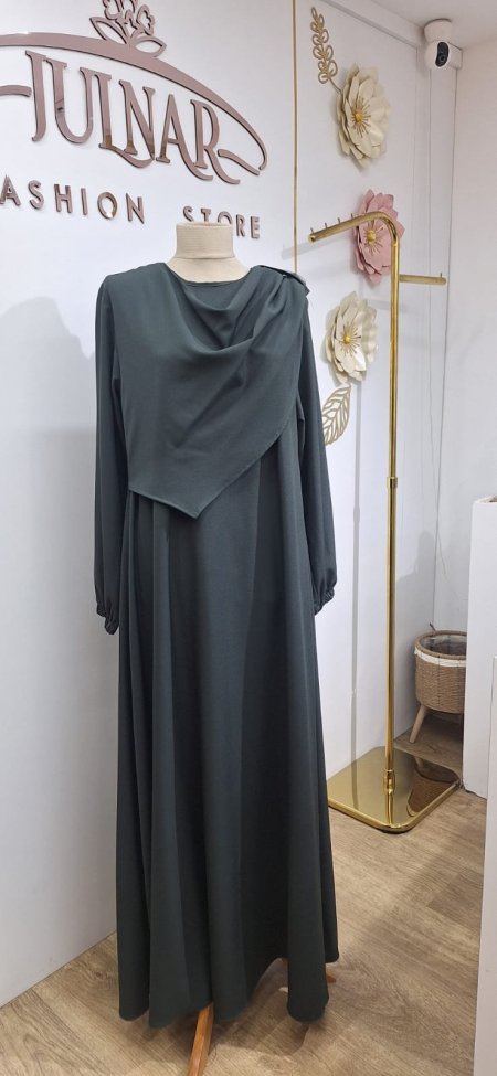 أخضر زيتي